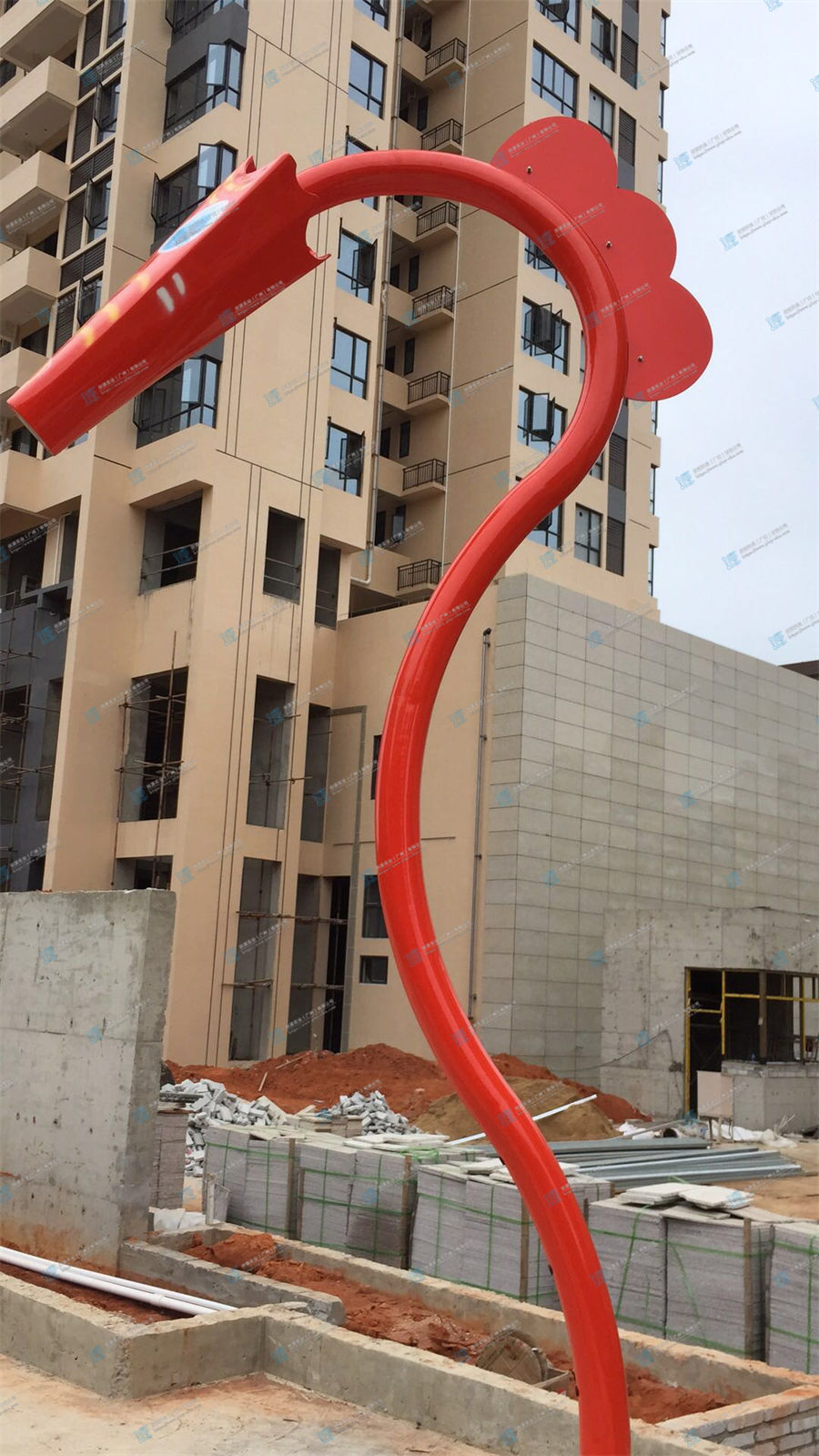 廣東湛江城市匯峰戶外水上樂園戲水設備定制案例