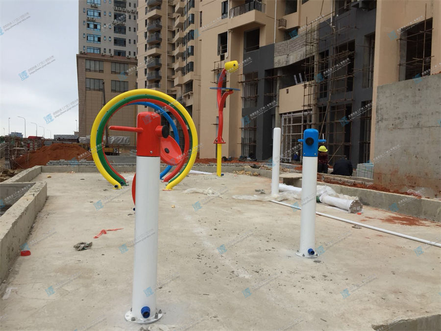 廣東湛江城市匯峰戶外水上樂園戲水設備定制案例