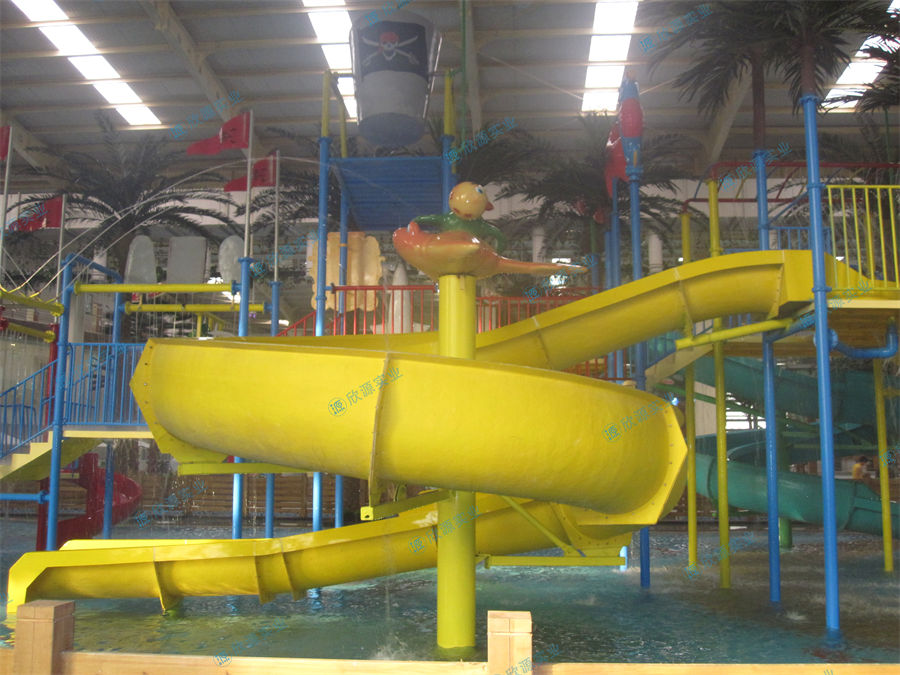 室內水上樂園中型水寨制作案例