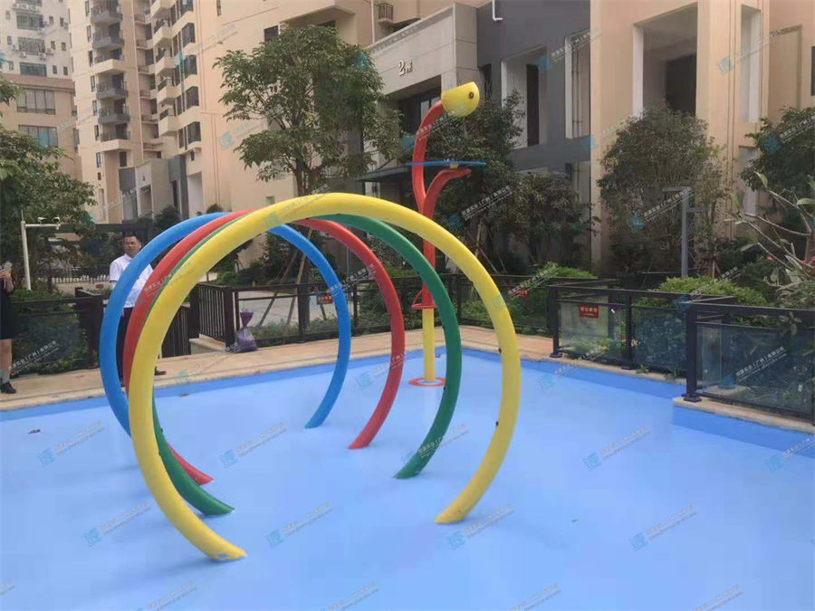 廣東湛江城市匯峰戶外水上樂園戲水設備定制案例